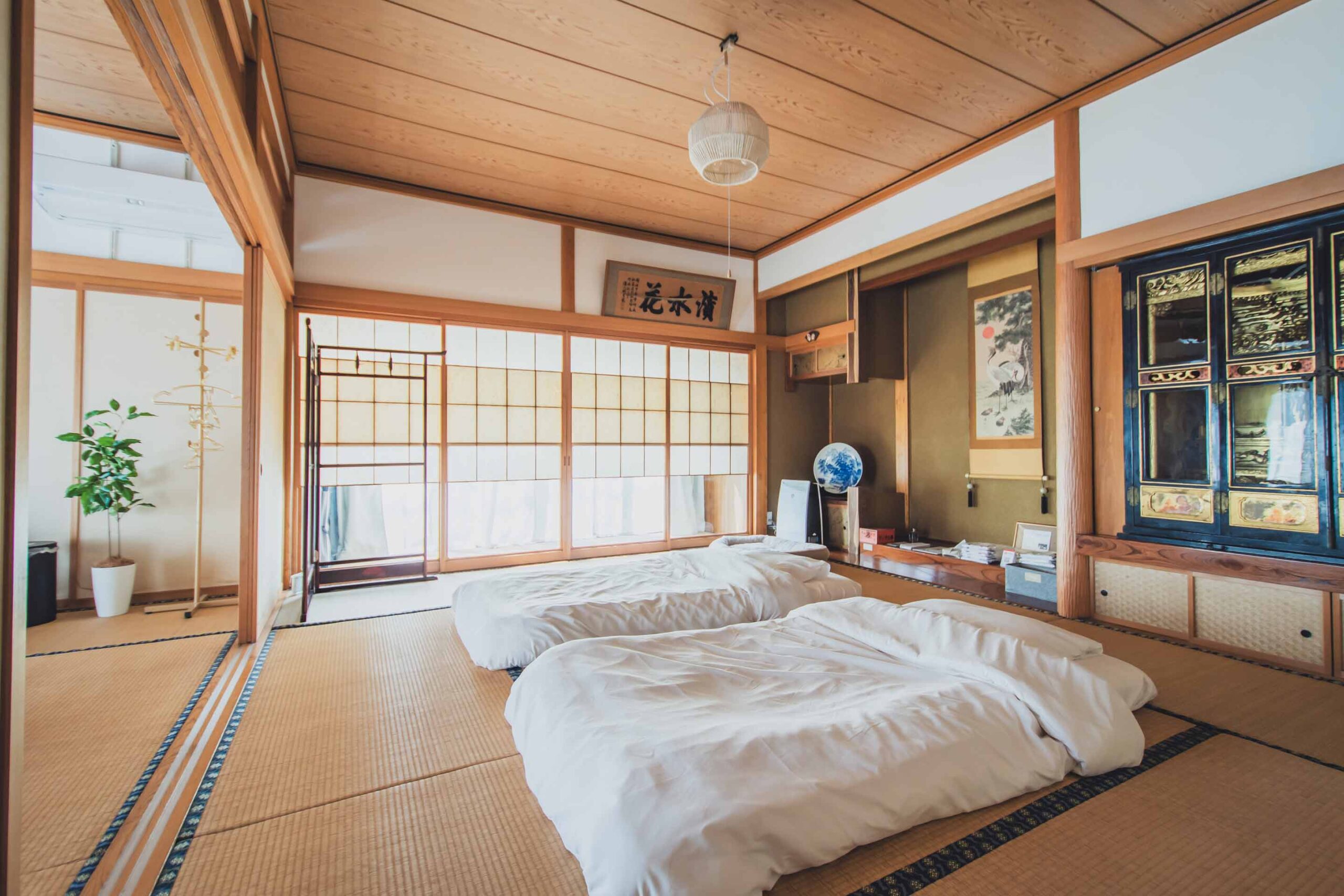 Bed room